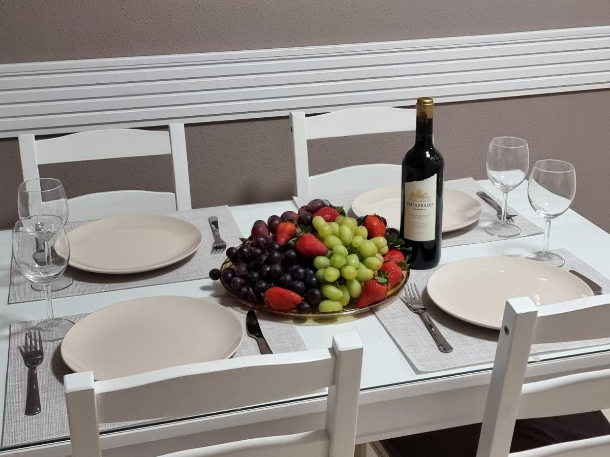 Luxury Evita Apartments In Торевиеха Екстериор снимка