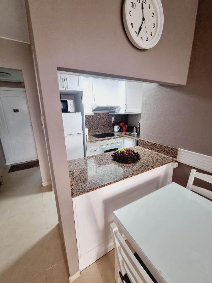 Luxury Evita Apartments In Торевиеха Екстериор снимка