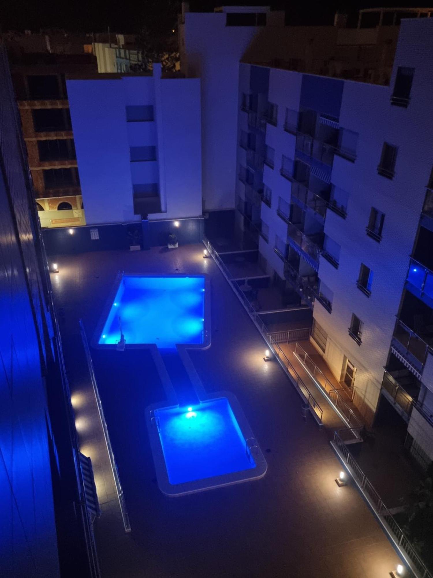 Luxury Evita Apartments In Торевиеха Екстериор снимка